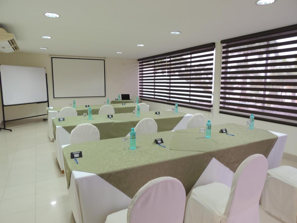 Hotel Club Del Sol Atacames Buitenkant foto